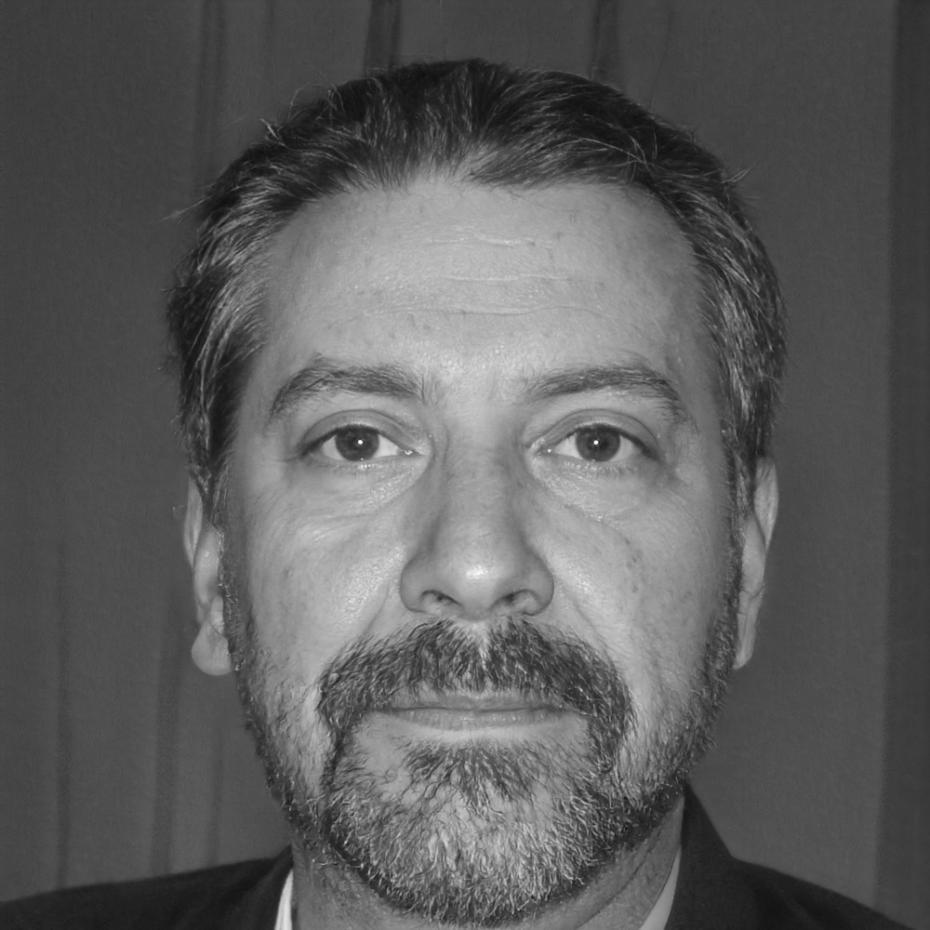 Portrait de Marc Dubois, expert en gestion financière